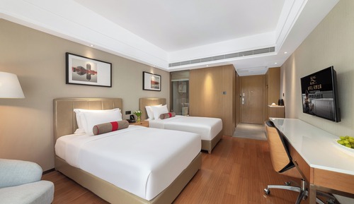 Superior Twin Room, City View