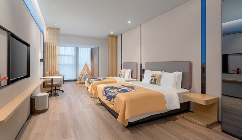 Standard Room, 1 King Bed