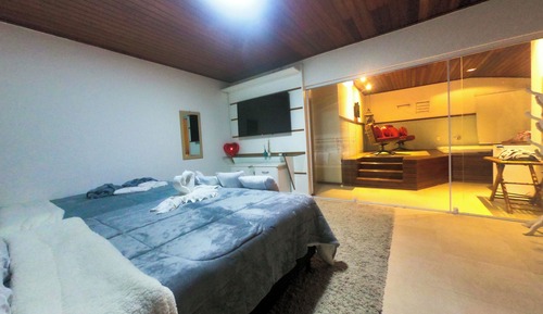 Deluxe Studio Suite, Balcony, Garden View