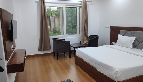 Deluxe Double Room, Courtyard View
