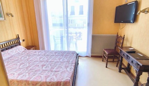 Classic Suite, Balcony, Mountain View