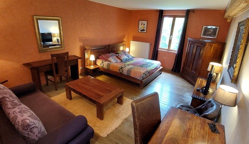 Standard Quadruple Room, Ensuite, Park View (L'Ecolière)