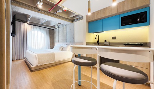 Superior Suite, City View