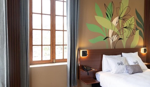 Standard Double Room, City View