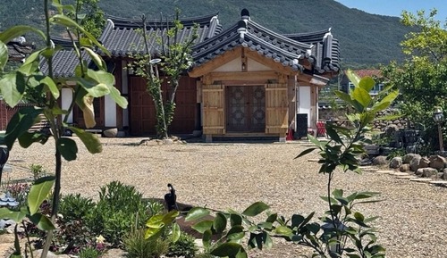 Classic House, Courtyard View