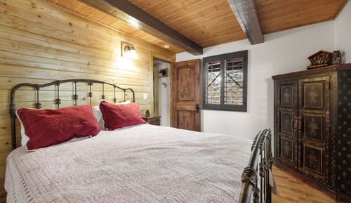 Cabin, Mountain View