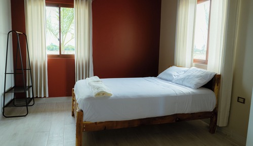 Family Cabin, Hill View