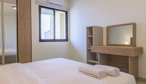 304 (A) - Mountain view 2 Bedroom & Balcony