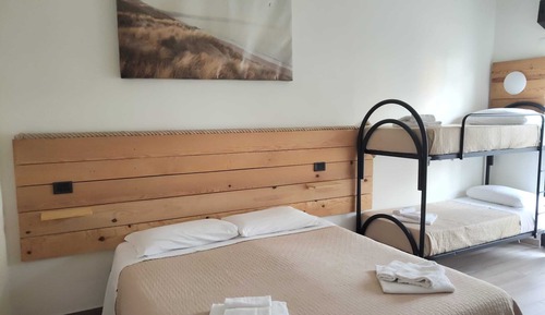 Classic Quadruple Room