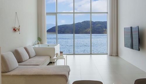 Basic Room, 1 Bedroom (Room 301 (Spa/Ocean View Window))