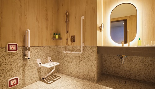 [Hotel] Superior (Accessible/Ocean/Double)