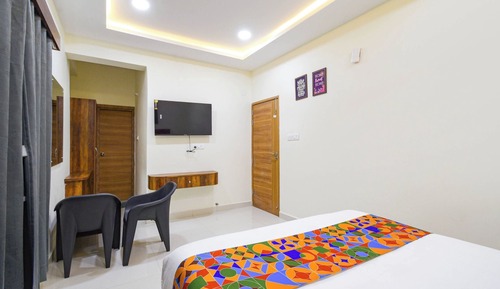 Deluxe Double Room, City View