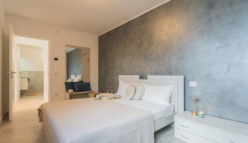 Apartment (1 Bedroom)