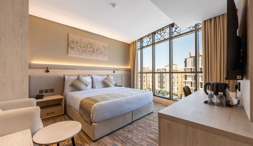 Deluxe Room, 1 King Bed