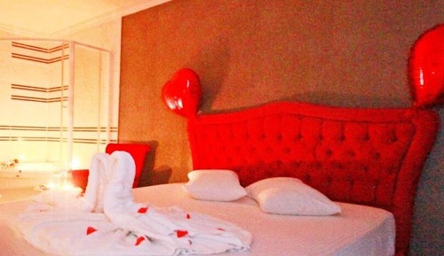 Luxury Studio, City View