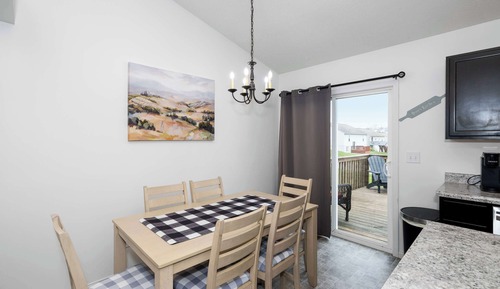 House, Multiple Beds, Patio, Garden View (The Ark Encounter Retreat)