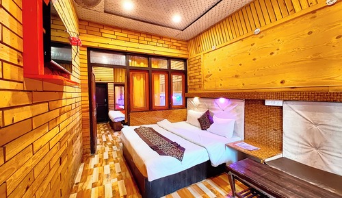 Deluxe Quadruple Room