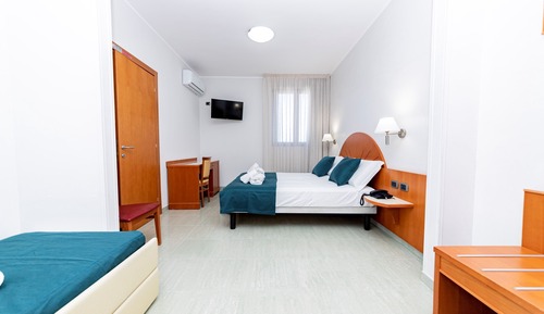 Family Quadruple Room, Balcony, Sea View