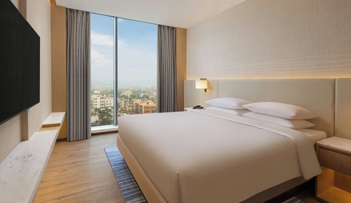 Suite with 1 King bed with Breakfast