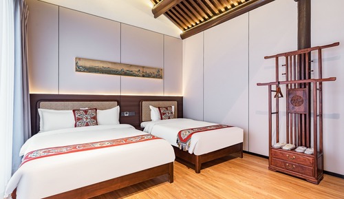 Family Suite, 2 Bedrooms, Courtyard View (Private Courtyard)