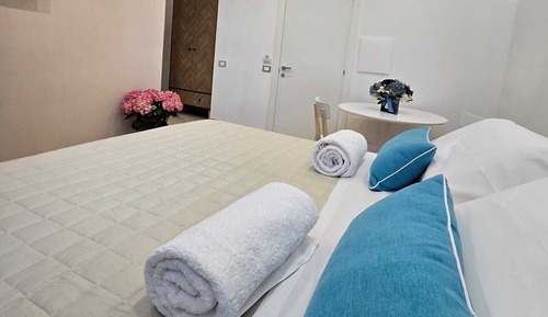 Comfort Double Room, Partial Sea View