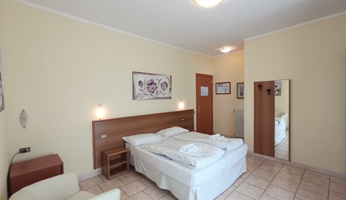 Basic Double or Twin Room