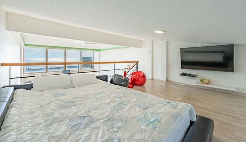 Basic Room, 1 Bedroom (Room 202 (Ocean View/Pool Villa))