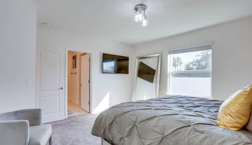 Luxury Room, Pool View