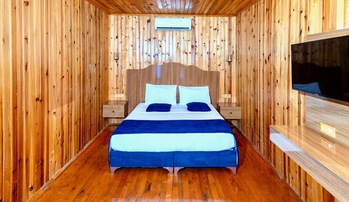 Standard Bungalow with Pool View