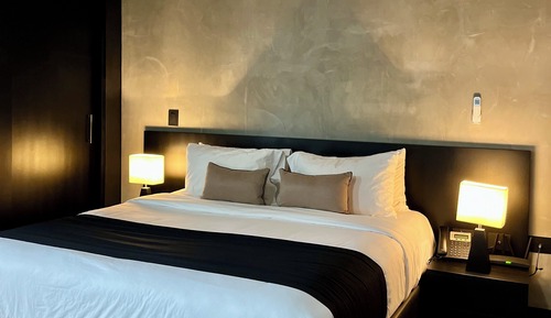 Deluxe Suite, Garden View