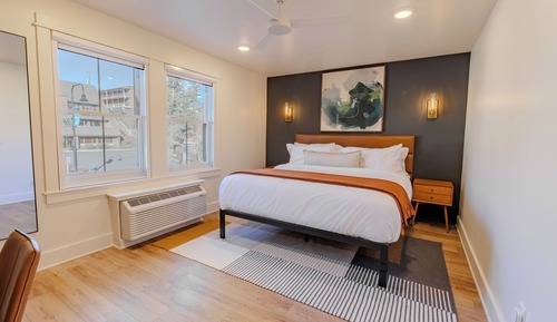 Premium Room, City View, Corner