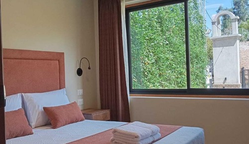 Standard Bungalow, Garden View