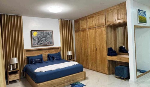 Classic Room, Hill View