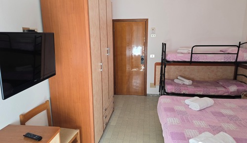 Comfort Quadruple Room, Balcony