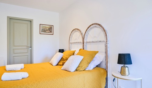 Deluxe Double Room, Garden View