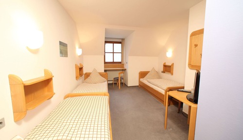 Standard Room, 3 Twin Beds (Triple)
