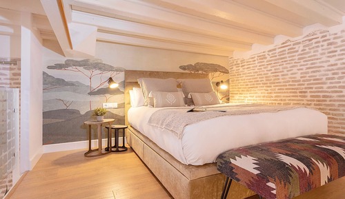 Apartment (1 Bedroom)