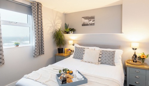 Standard Room, 1 Double Bed, Non Smoking, Sea View (Cozy Room;Walk-in Shower)