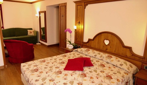 Suite, Balcony, Mountain View