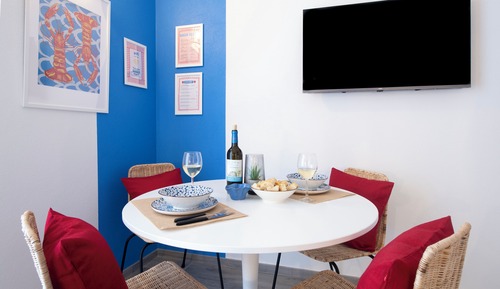 Deluxe Room, Kitchenette