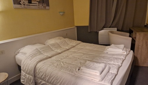 Standard Double Room, Ensuite