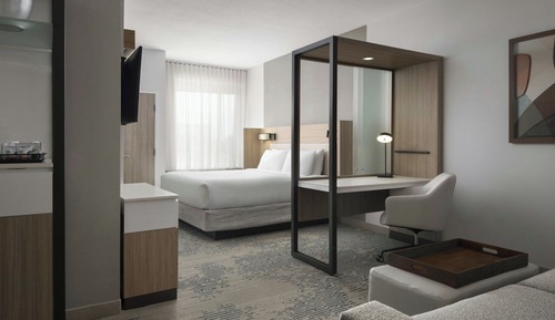 Suite, 1 King Bed (Mobility Accessible, Transfer Shower)