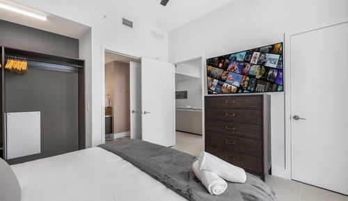 Luxury Apartment, 1 Bedroom, City View