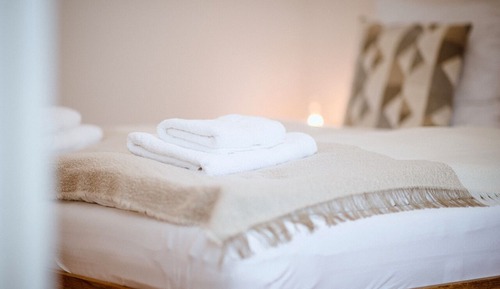 Superior Apartment, 2 Bedrooms, Kitchen, Mountain View