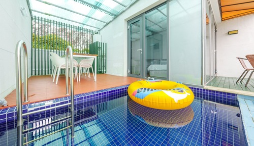 Basic Room, 3 Bedrooms (Poolvilla 1104)