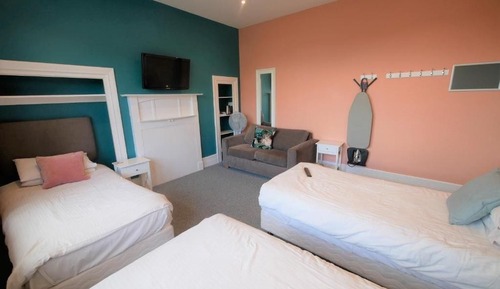 Basic Room, Shared Bathroom, City View