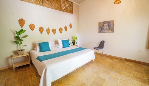 Double Room, 1 King Bed, Garden View