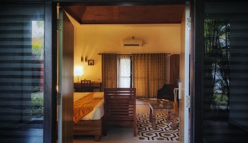 Superior Double Room, Balcony, Courtyard View
