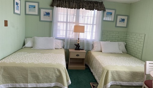 Superior Studio Suite (No Topsheet / Towels / Paper Products)