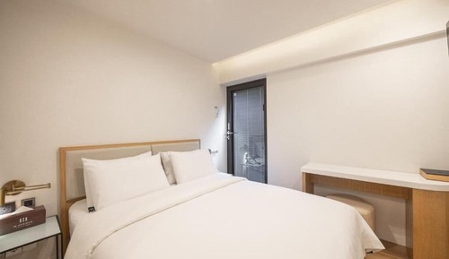 *Open Special Rate* Pool Villa(OTT 6+Premium ACE Bed/Bedding+Styler+MassageChair+LivingRoom+Kitchen)